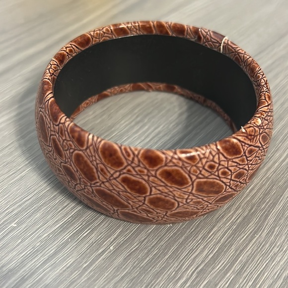 Vintage Brown Reptile Print Bangle Bracelet - Picture 2 of 9
